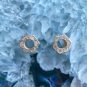 Tawapa Silver Lotus Drop Eyelet 0 Gauge 0g 8mm